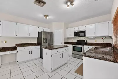 7555 Live Oak Drive, Coral Springs, FL 33065 - Photo 15