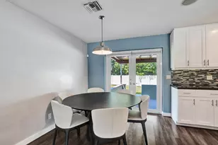 5289 SW 95th Ave, Cooper City, FL 33328 - Photo 11