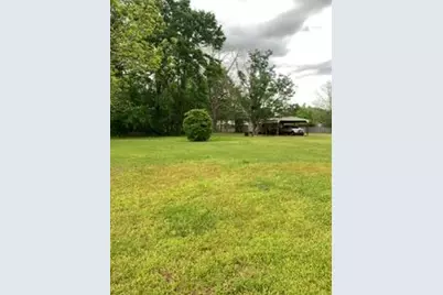 1026 Washington Avenue, Graceville, FL 32440 - Photo 3