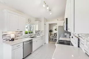 1110 NW 105th Way, Plantation, FL 33322 - Photo 17