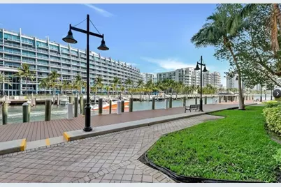 3001 NE 185th Street #515, Aventura, FL 33180 - Photo 23
