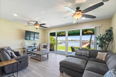 316 N Lake Drive, Lantana, FL 33462 - Photo 3