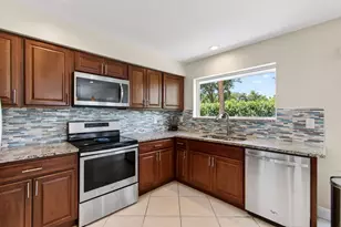 2034 NW 52nd St, Boca Raton, FL 33496 - Photo 13