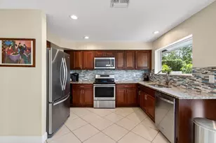 2034 NW 52nd St, Boca Raton, FL 33496 - Photo 11