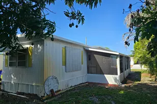 8122 SE Skylark Ave, Hobe Sound, FL 33455 - Photo 9