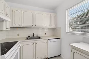 360 Fanshaw I, Boca Raton, FL 33434 - Photo 13