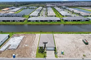 12516 SW Compass Pt Dr, Port Saint Lucie, FL 34987 - Photo 3