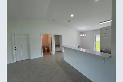 532 SW Buswell Avenue, Port Saint Lucie, FL 34983 - Photo 5