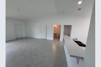 532 SW Buswell Avenue, Port Saint Lucie, FL 34983 - Photo 9