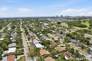 941 NE 23rd Ct, Pompano Beach, FL 33064 - Photo 41