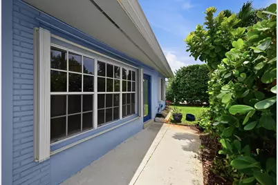 941 NE 23rd Court, Pompano Beach, FL 33064 - Photo 5