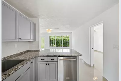 941 NE 23rd Court, Pompano Beach, FL 33064 - Photo 11