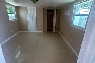 845 NW 132nd St, North Miami, FL 33168 - Photo 7