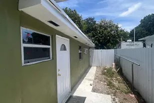 845 NW 132nd St, North Miami, FL 33168 - Photo 3