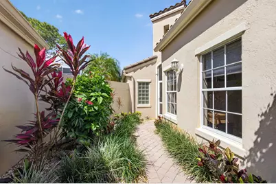 48 Via Del Corso, Palm Beach Gardens, FL 33418 - Photo 9