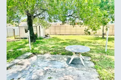 4940 SW 18th Street, Fort Lauderdale, FL 33317 - Photo 9