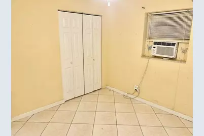 4940 SW 18th Street, Fort Lauderdale, FL 33317 - Photo 15