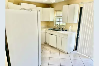 4940 SW 18th Street, Fort Lauderdale, FL 33317 - Photo 5