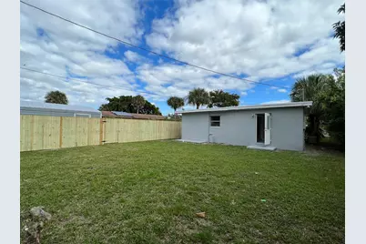 1883 Breezy Lane, West Palm Beach, FL 33417 - Photo 7