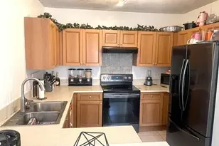 717 Talia Cir, Palm Springs, FL 33461 - Photo 11