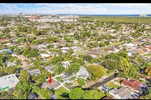 29 SE 8th St, Dania Beach, FL 33004 - Photo 11