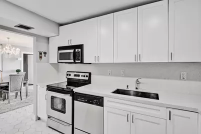3701 N Country Club Drive #605, Aventura, FL 33180 - Photo 29