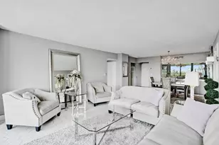3701 N Country Club Dr, Aventura, FL 33180 - Photo 5