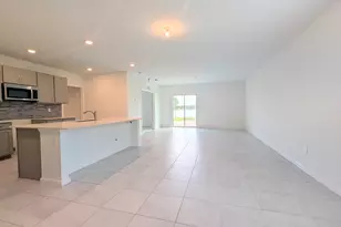 786 Worlington Ln, Fort Pierce, FL 34947 - Photo 5