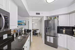 9625 NW 1st Ct, Pembroke Pines, FL 33024 - Photo 13
