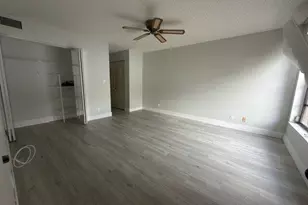 6021 Coral Lake Dr, Margate, FL 33063 - Photo 17