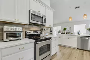 171 Greentree Cir, Jupiter, FL 33458 - Photo 9