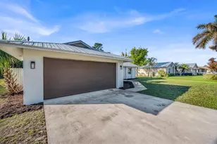 2514 SE Alfonso Ave, Port Saint Lucie, FL 34952 - Photo 5