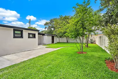 117 SE 22nd Avenue, Boynton Beach, FL 33435 - Photo 23