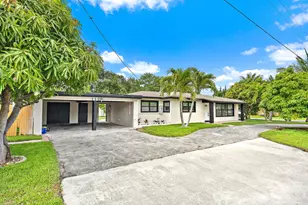 117 SE 22nd Ave, Boynton Beach, FL 33435 - Photo 1