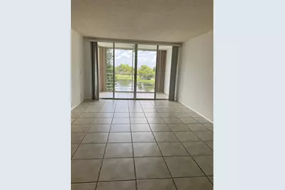 9440B Poinciana Place #404, Davie, FL 33324 - Photo 3