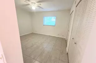959 SE 2nd Ave, Deerfield Beach, FL 33441 - Photo 17