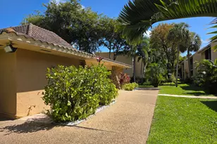 959 SE 2nd Ave, Deerfield Beach, FL 33441 - Photo 23