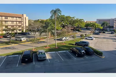 2705 NW 104th Avenue #302, Sunrise, FL 33322 - Photo 7
