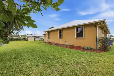 5660 SE Colee Avenue, Stuart, FL 34997 - Photo 21