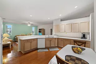 5660 SE Colee Ave, Stuart, FL 34997 - Photo 9