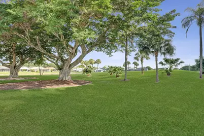 11049 Cloverleaf Circle, Boca Raton, FL 33428 - Photo 35