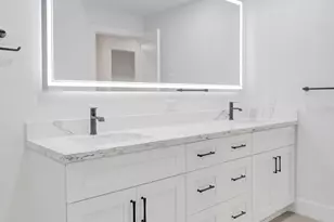 11049 Cloverleaf Cir, Boca Raton, FL 33428 - Photo 21