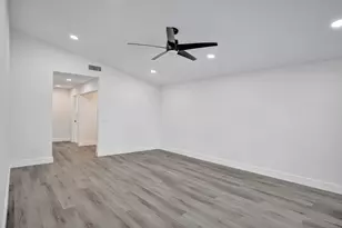 11049 Cloverleaf Cir, Boca Raton, FL 33428 - Photo 15
