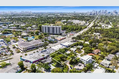 2020 NE 4th Avenue #2, Wilton Manors, FL 33305 - Photo 3