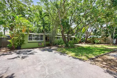 2020 NE 4th Avenue #2, Wilton Manors, FL 33305 - Photo 5