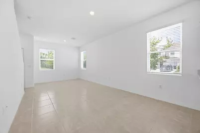 2840 Skyline Loop, Kissimmee, FL 34758 - Photo 3