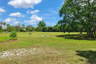 9610 Orange Ave, Fort Pierce, FL 34945 - Photo 7