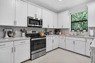 4012 Devenshire Ct, Coconut Creek, FL 33073 - Photo 15