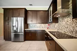804 Heritage Dr, Weston, FL 33326 - Photo 13