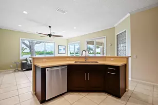 804 Heritage Dr, Weston, FL 33326 - Photo 11